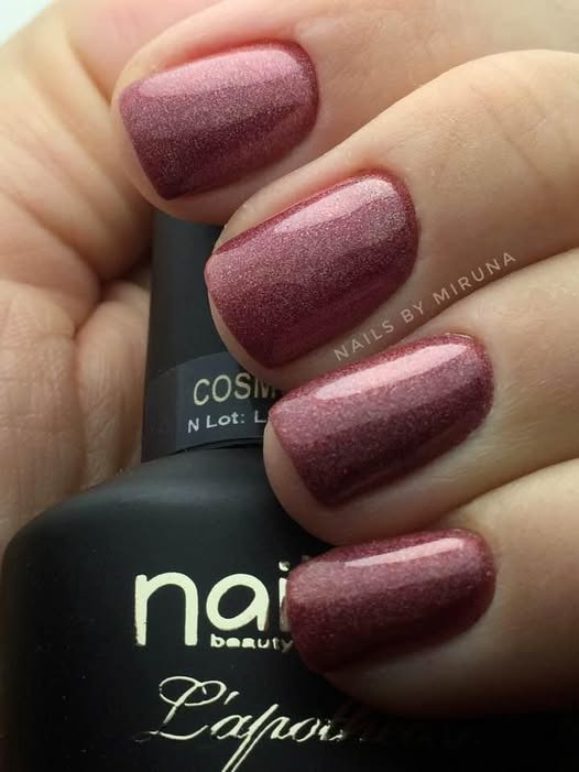 Nails by Miruna — roz shimmer